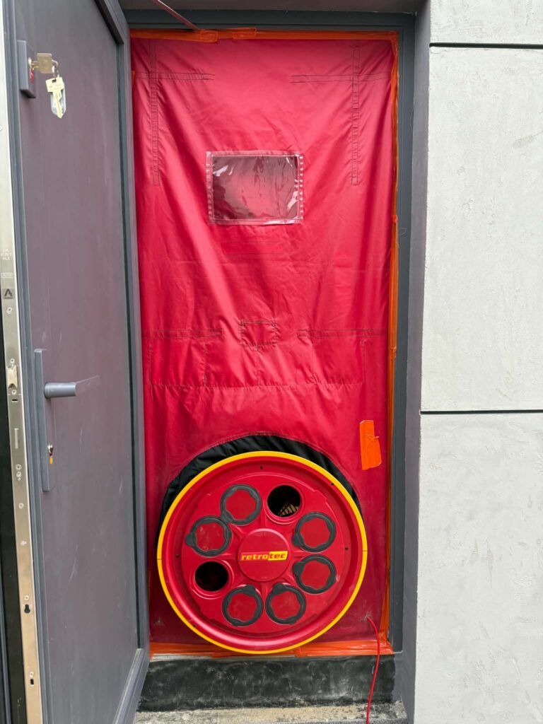 Test szczelności blower door (1)